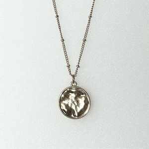 Vintage Disc Coin Medallion Pendant 0.75” Gold Plated On 20” Bead Station Chain